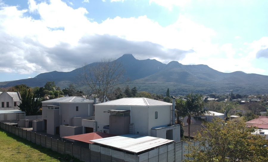 3 Bedroom Property for Sale in Bodorp Western Cape